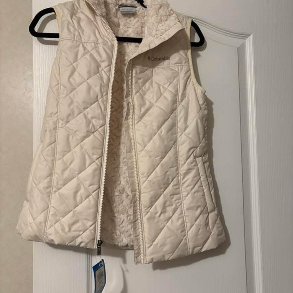 Columbia Women's Ivory Quilted Vest